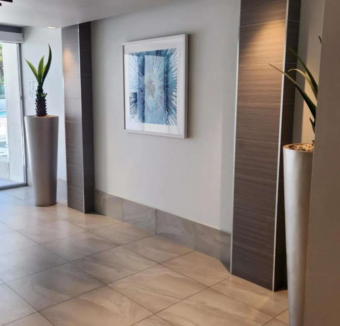255 Sqm 3 Bedroom River Ocean View Surfers Paradise Gold Coast 0*,  Austrálie
