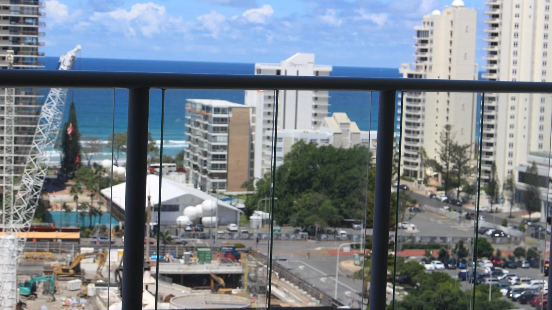 Aparthotel 255 Sqm 3 Bedroom River Ocean View Surfers Paradise Gold Coast